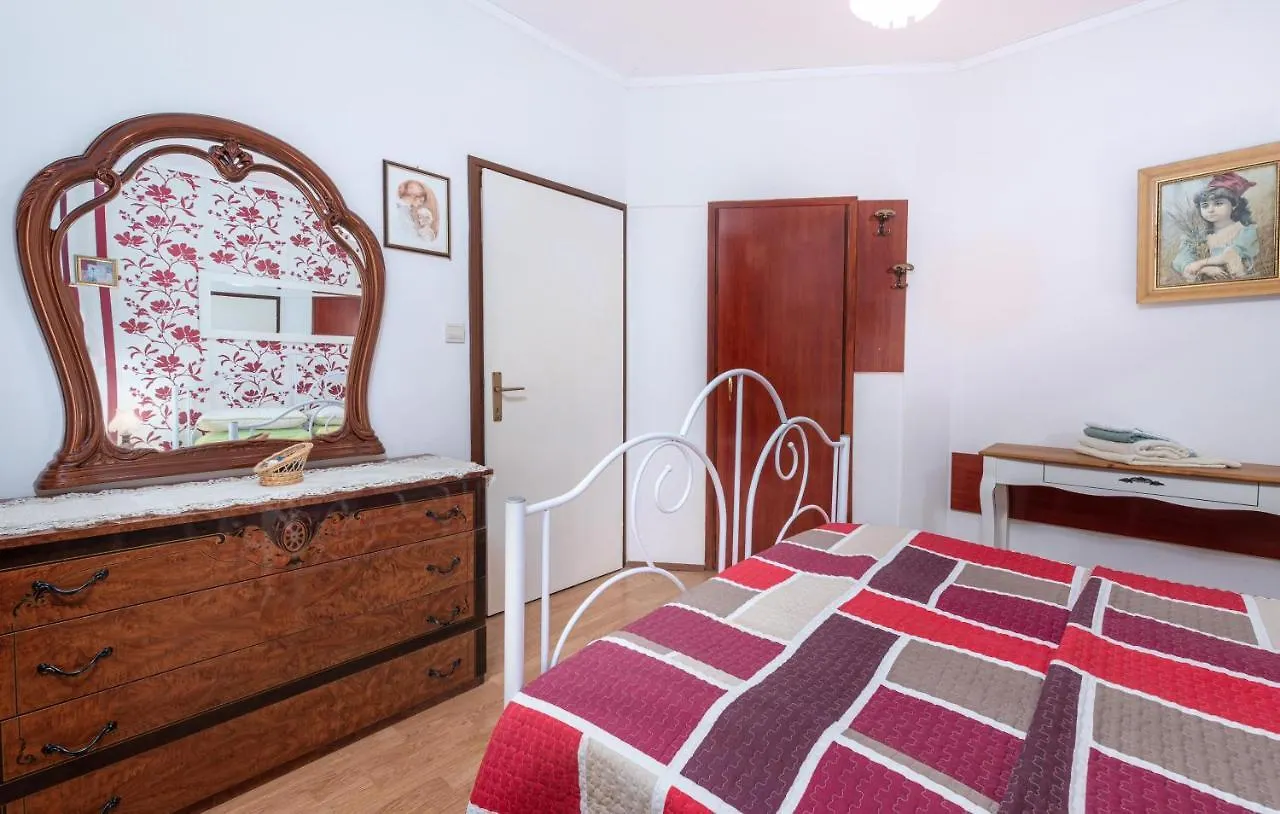 Apartments Belsa Rovinj 0*,